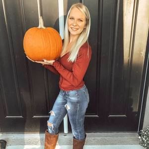 Meet your Posher, Jessica